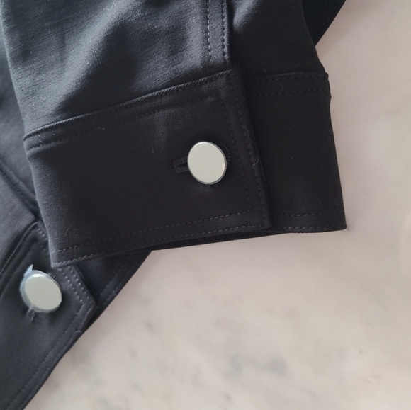 Theory Cropped Denim Jacket, Size Large, Black, NWT - Picture 12 of 14